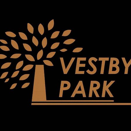 Отель Vestby Park Экстерьер фото